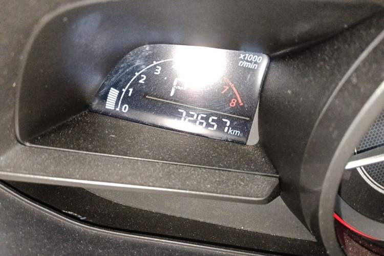 Used Mazda 3 Axela 2014 Sedan 2.0L Automatic Sport Model Odometer Close Up