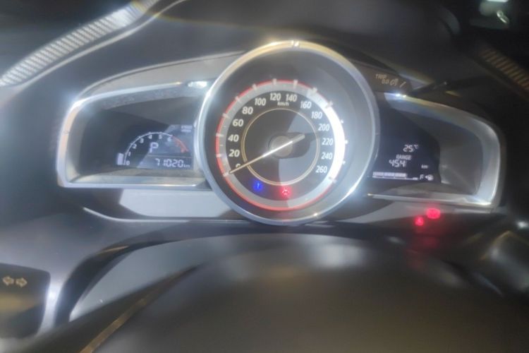 Used Mazda 3 Axela 2014 Sedan 1.5L Automatic Luxury Model Odometer Close Up