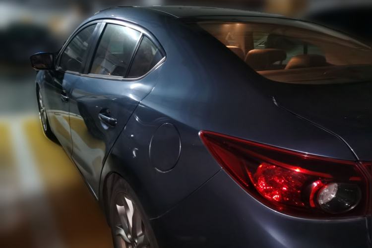 Used Mazda 3 Axela 2014 Sedan 2.0L Automatic Sport Model Rear Left 45 Deg