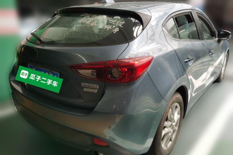 Used Mazda 3 Axela 2014 Hatchback 1.5L Automatic Luxury Model Rear Right 45 Deg