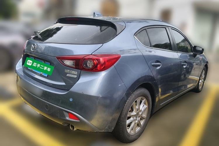 Used Mazda 3 Axela 2014 Hatchback 1.5L Manual Comfort Model Rear Right 45 Deg