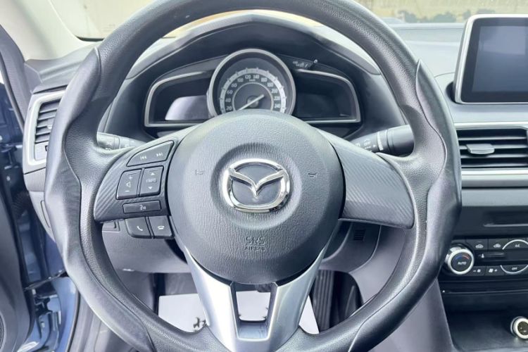 Used Mazda 3 Axela 2014 Sedan 1.5L Automatic Luxury Model Steering Wheel