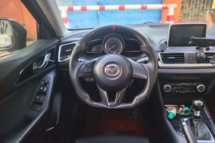 Used Mazda 3 Axela 2014 Sedan 1.5L Automatic Luxury Model Steering Wheel