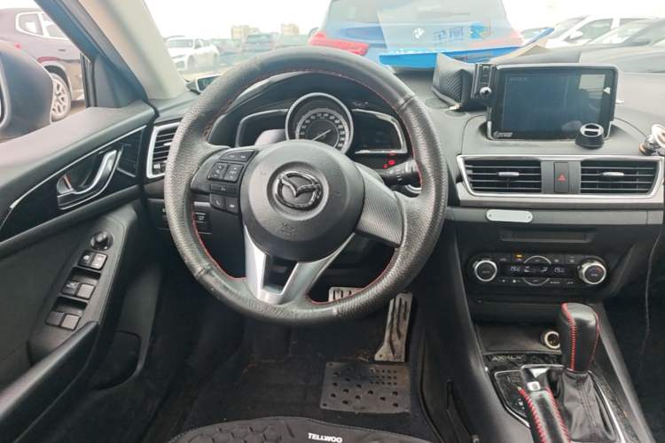 Used Mazda 3 Axela 2014 Hatchback 1.5L Automatic Luxury Model Steering Wheel