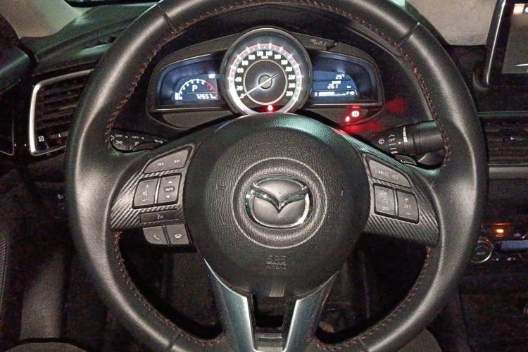 Used Mazda 3 Axela 2014 Sedan 2.0L Automatic Sport Model Steering Wheel
