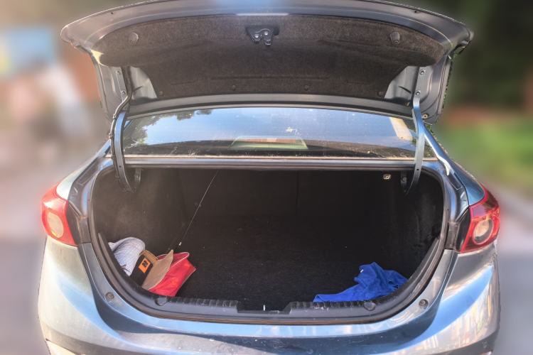 Used Mazda 3 Axela 2014 Sedan 1.5L Automatic Luxury Model Trunk