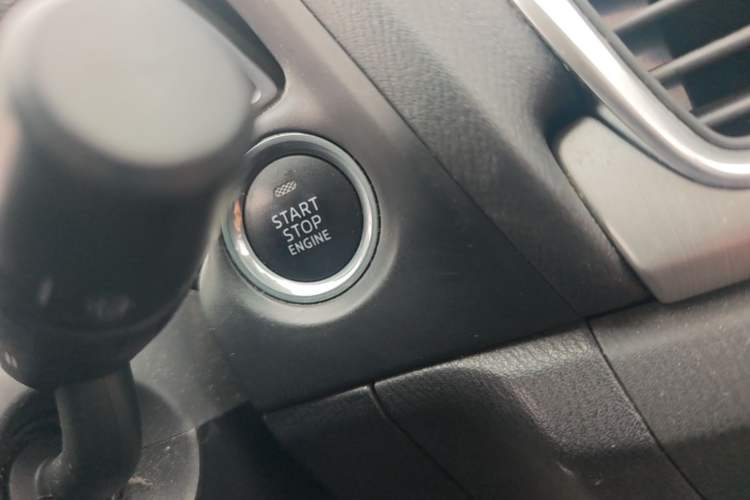 Used Mazda 3 Axela 2014 Hatchback 1.5L Automatic Luxury Model Vehicle Key