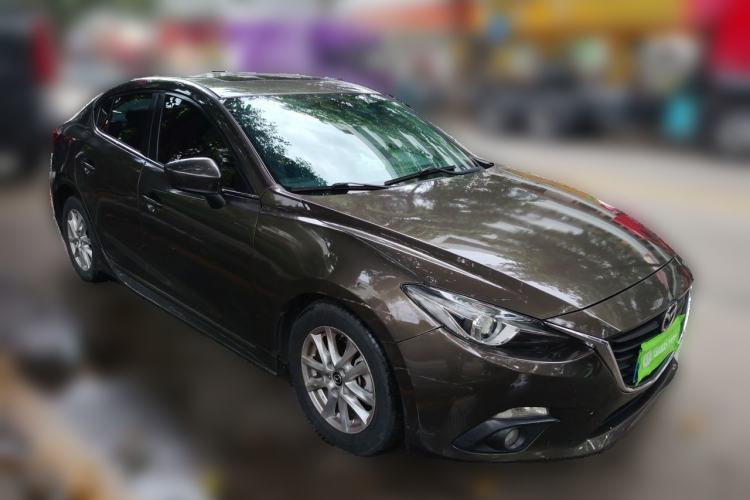 Used Mazda 3 Axela 2014 Sedan 1.5L Automatic Luxury Model Front Right 45 Deg