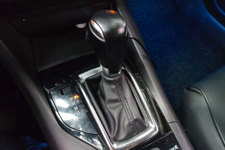 Used Mazda 3 Axela 2014 Sedan 1.5L Automatic Luxury Model Gear Lever