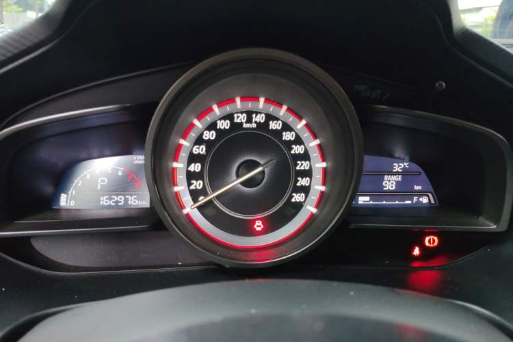 Used Mazda 3 Axela 2014 Sedan 1.5L Automatic Luxury Model Instrument Cluster