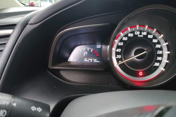 Used Mazda 3 Axela 2014 Sedan 1.5L Automatic Luxury Model Odometer Close Up
