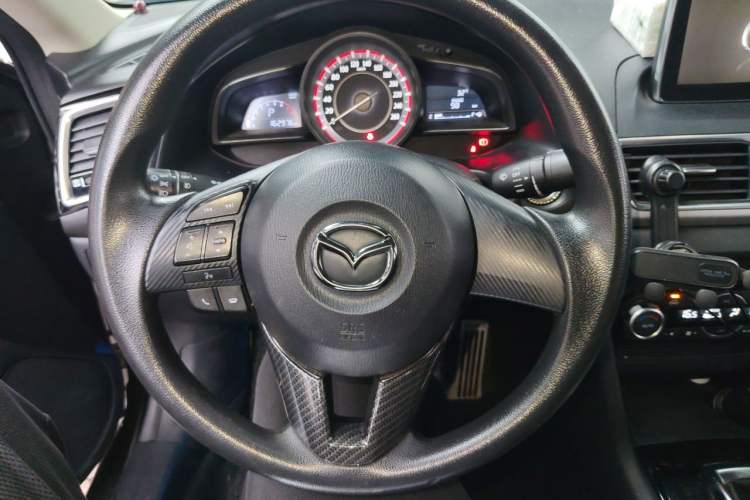 Used Mazda 3 Axela 2014 Sedan 1.5L Automatic Luxury Model Steering Wheel