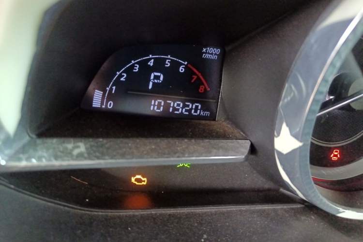 Used Mazda 3 Axela 2014 Sedan 1.5L Automatic Luxury Model Odometer Close Up