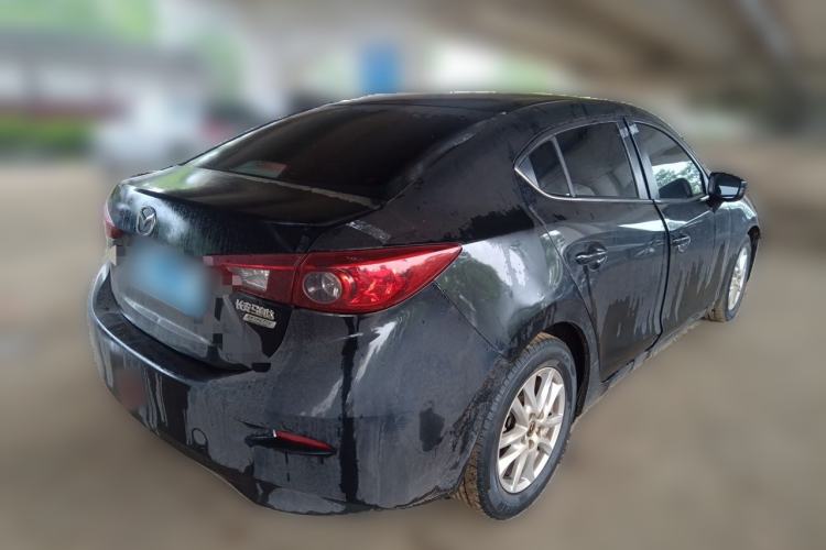 Used Mazda 3 Axela 2014 Sedan 1.5L Automatic Luxury Model Rear Right 45 Deg
