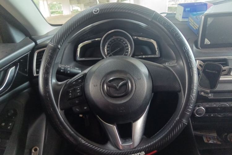 Used Mazda 3 Axela 2014 Sedan 1.5L Automatic Luxury Model Steering Wheel