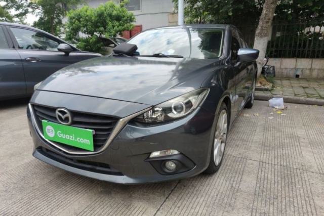 Used Mazda 3 Axela 2014 Sedan 2.0L Automatic Sport Model
