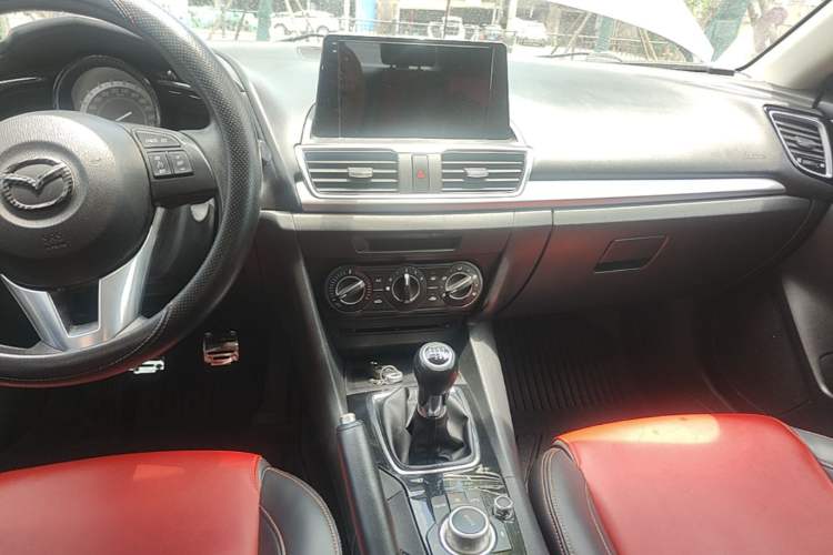 Used Mazda 3 Axela 2014 Sedan 1.5L Manual Comfort Model Audio And AC Panel