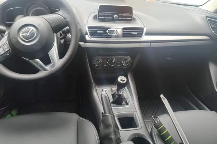 Used Mazda 3 Axela 2014 Sedan 1.5L Manual Comfort Model Audio And AC Panel