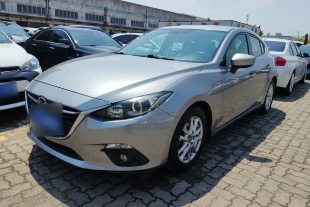 Used Mazda 3 Axela 2014 Hatchback 1.5L Automatic Luxury Model