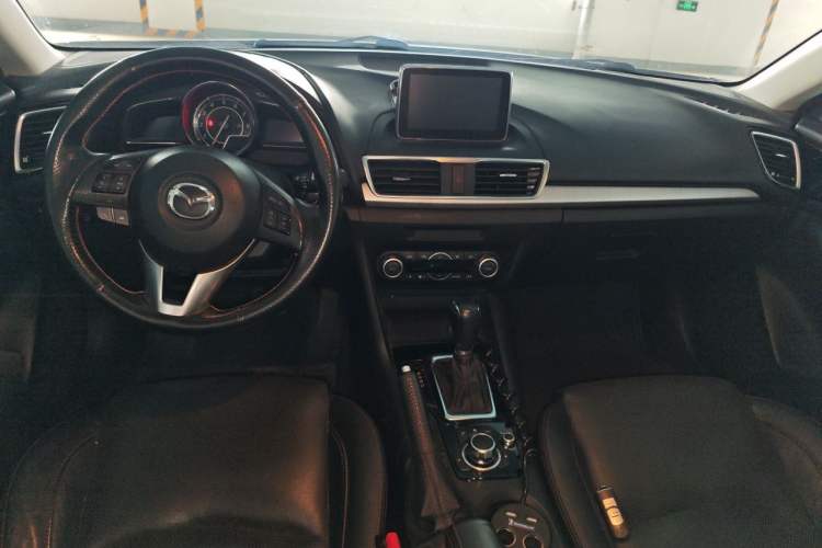 Used Mazda 3 Axela 2014 Sedan 2.0L Automatic Flagship Model Center Console