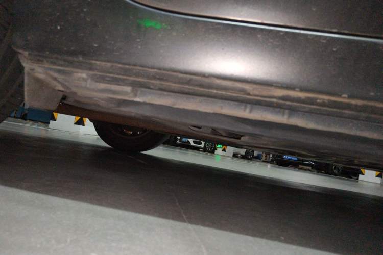Used Mazda 3 Axela 2014 Sedan 1.5L Automatic Luxury Model Chassis Rear Right