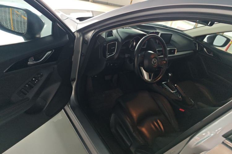 Used Mazda 3 Axela 2014 Sedan 2.0L Automatic Flagship Model Driver Seat