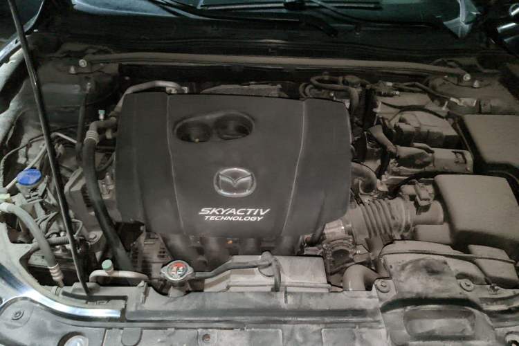 Used Mazda 3 Axela 2014 Hatchback 2.0L Automatic Flagship Model Engine Bay