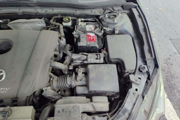 Used Mazda 3 Axela 2014 Sedan 2.0L Automatic Flagship Model Engine Bay Left