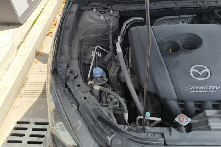 Used Mazda 3 Axela 2014 Sedan 2.0L Automatic Sport Model Engine Bay Right
