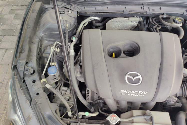 Used Mazda 3 Axela 2014 Sedan 2.0L Automatic Flagship Model Engine Bay Right