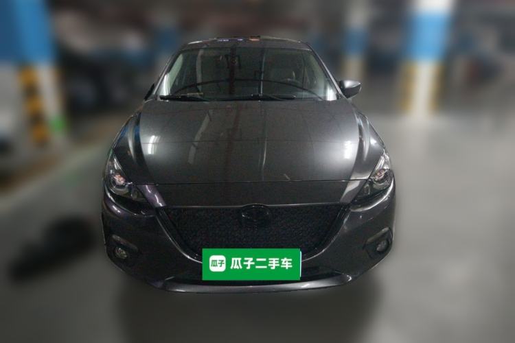 Used Mazda 3 Axela 2014 Sedan 1.5L Automatic Luxury Model Front