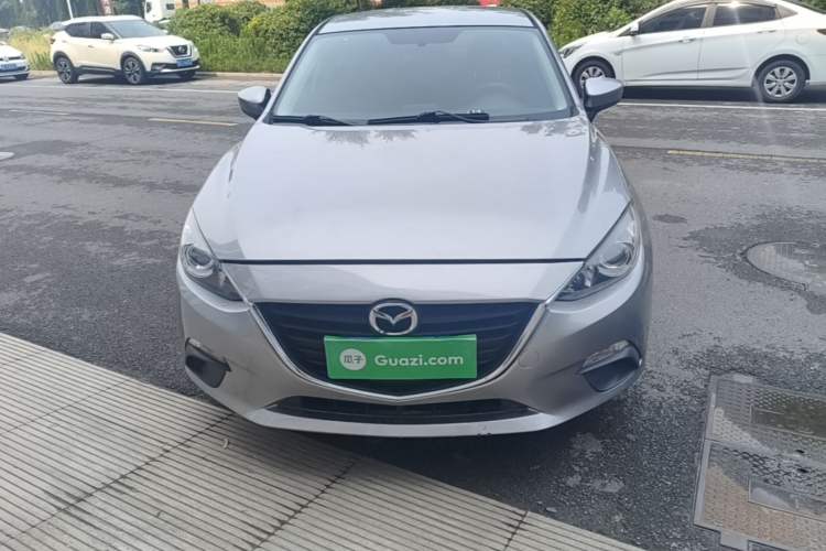 Used Mazda 3 Axela 2014 Sedan 1.5L Manual Comfort Model Front