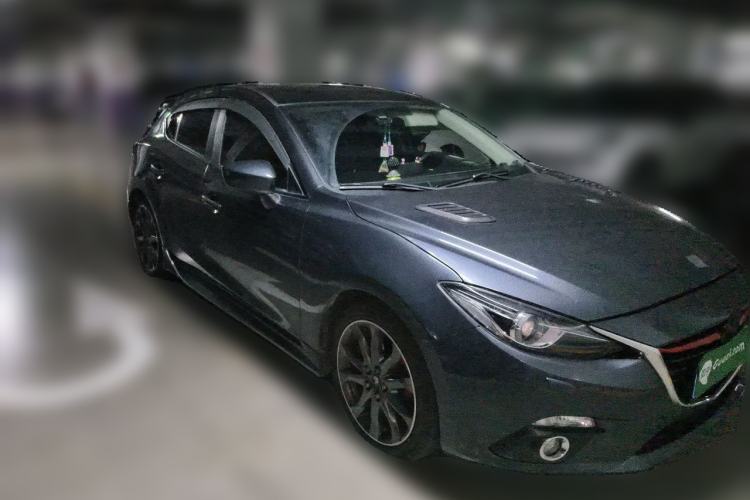 Used Mazda 3 Axela 2014 Hatchback 2.0L Automatic Flagship Model Front Right 45 Deg