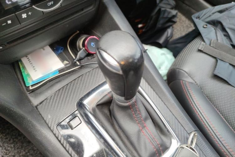 Used Mazda 3 Axela 2014 Sedan 2.0L Automatic Sport Model Gear Lever