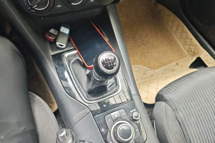 Used Mazda 3 Axela 2014 Sedan 1.5L Manual Comfort Model Gear Lever