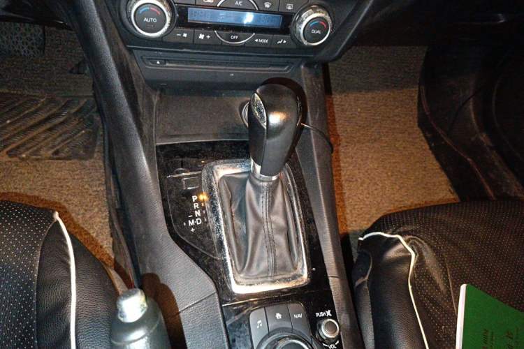 Used Mazda 3 Axela 2014 Sedan 1.5L Automatic Luxury Model Gear Lever