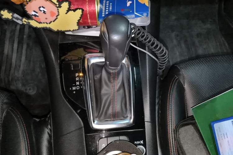 Used Mazda 3 Axela 2014 Hatchback 2.0L Automatic Flagship Model Gear Lever