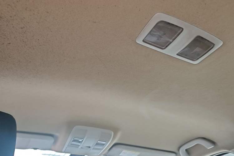 Used Mazda 3 Axela 2014 Sedan 1.5L Manual Comfort Model Headliner