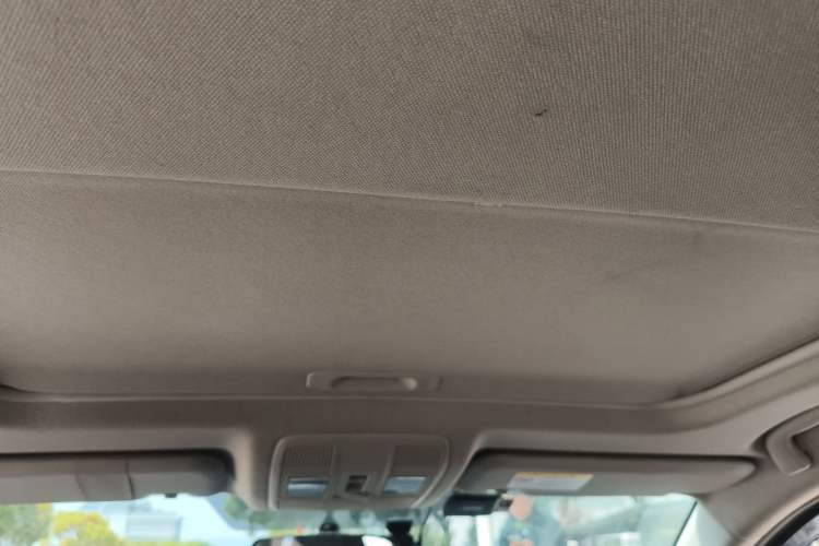 Used Mazda 3 Axela 2014 Sedan 2.0L Automatic Sport Model Headliner