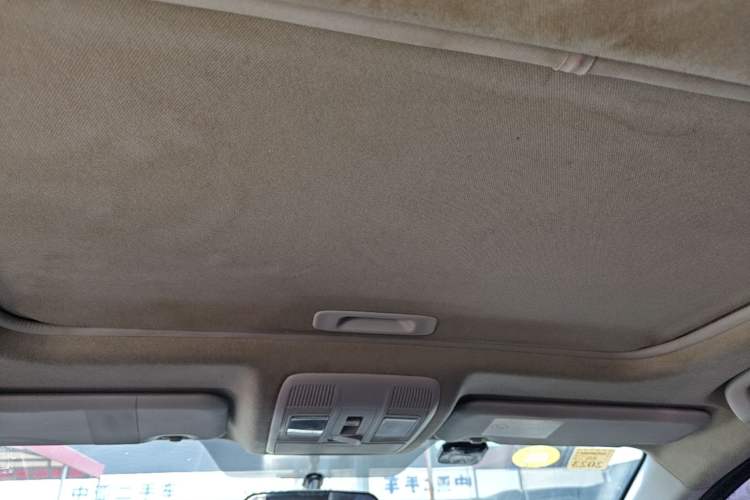 Used Mazda 3 Axela 2014 Hatchback 2.0L Automatic Flagship Model Headliner