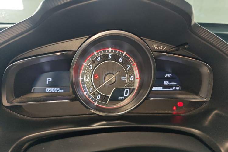 Used Mazda 3 Axela 2014 Sedan 2.0L Automatic Flagship Model Instrument Cluster