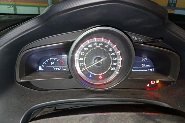 Used Mazda 3 Axela 2014 Sedan 1.5L Automatic Luxury Model Instrument Cluster