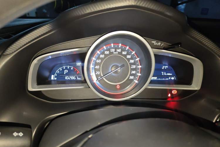 Used Mazda 3 Axela 2014 Sedan 1.5L Automatic Luxury Model Instrument Cluster