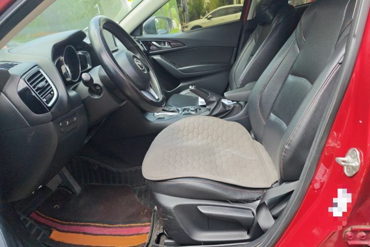 Used Mazda 3 Axela 2014 Sedan 1.5L Automatic Comfort Model Left Front Seat