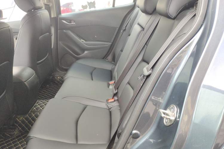 Used Mazda 3 Axela 2014 Sedan 1.5L Automatic Comfort Model Left Rear Seat