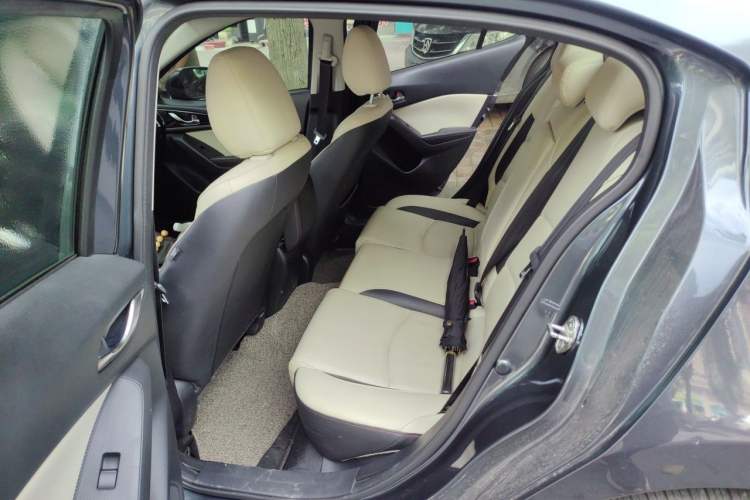 Used Mazda 3 Axela 2014 Sedan 2.0L Automatic Flagship Model Left Rear Seat