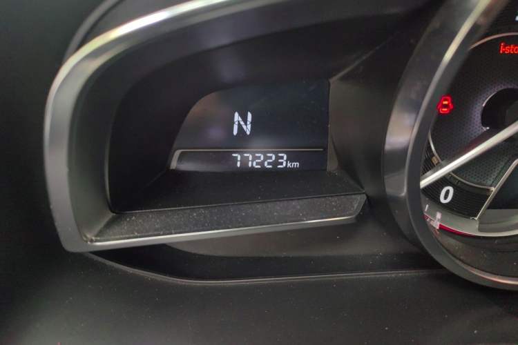 Used Mazda 3 Axela 2014 Sedan 2.0L Automatic Flagship Model Odometer Close Up