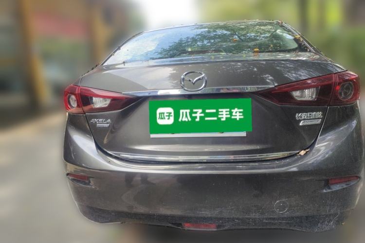 Used Mazda 3 Axela 2014 Sedan 1.5L Manual Comfort Model Rear
