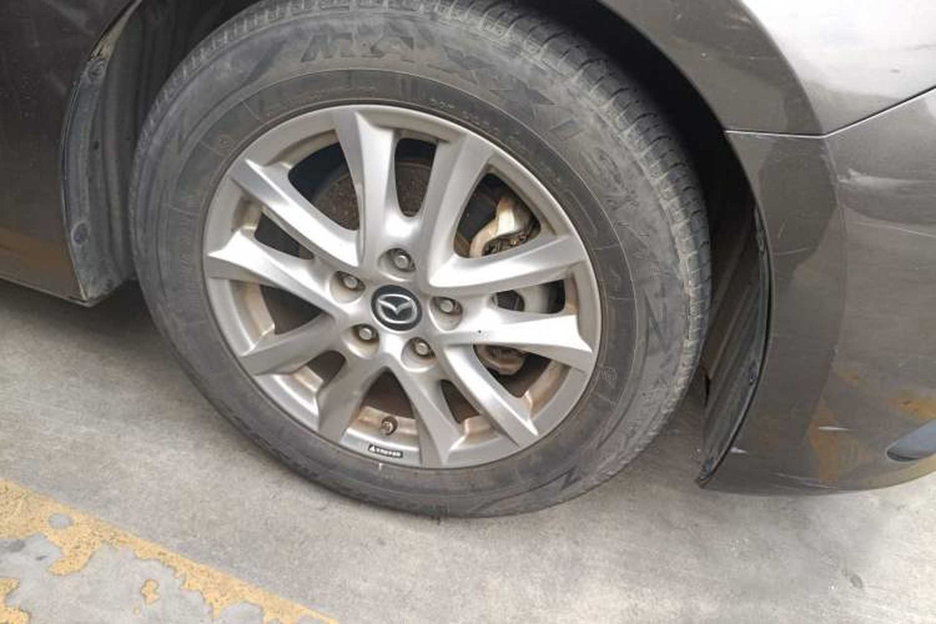 Used Mazda 3 Axela 2014 Sedan 1.5L Manual Comfort Model Right Front Wheel Hub