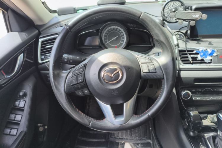 Used Mazda 3 Axela 2014 Sedan 2.0L Automatic Sport Model Steering Wheel